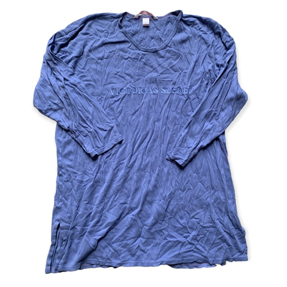 Vintage Victoria’s Secret Purple/Blue Embroidered Night Shirt M